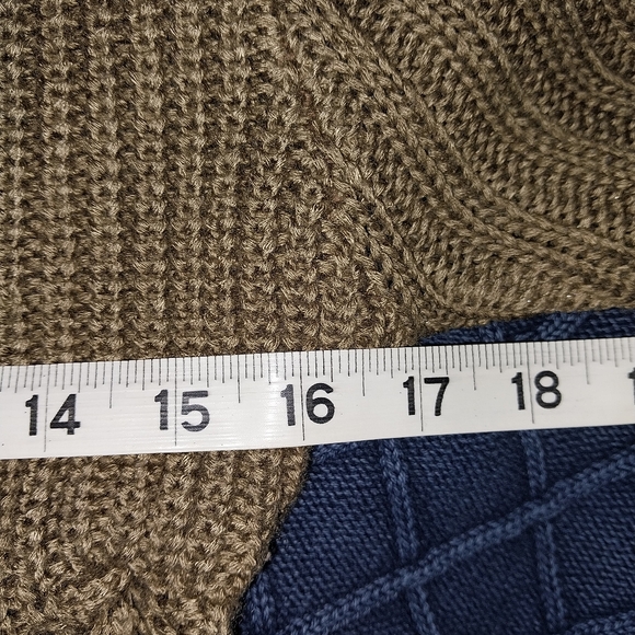 Y2K Taupe Sweater - Picture 5 of 8